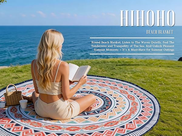 Round Beach Blanket, Listen to The Waves Quietly, Feel The Tenderness and Tranquility of The Sea