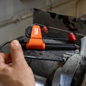 Size markings engraved on every key