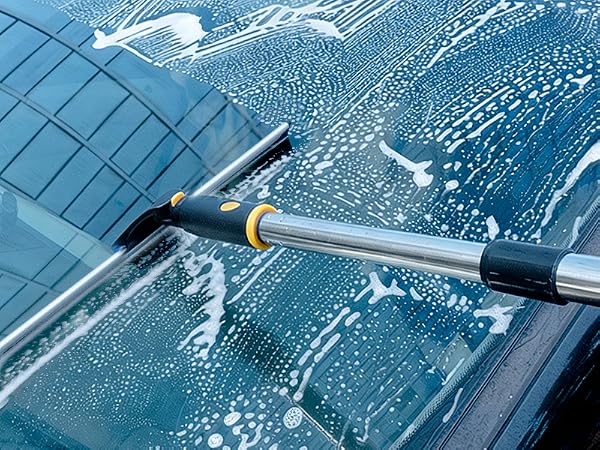 Window cleaner