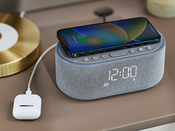 alarm clock charger for iphone