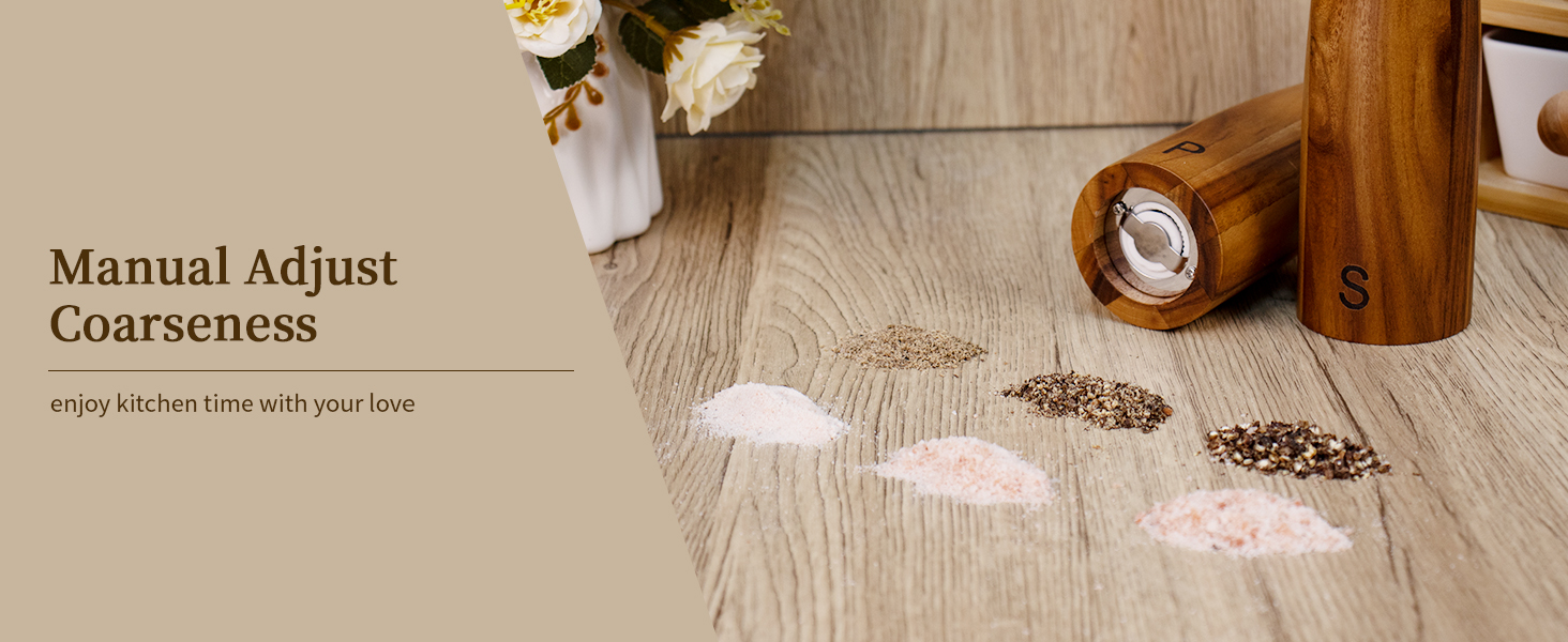 salt and pepper mill set