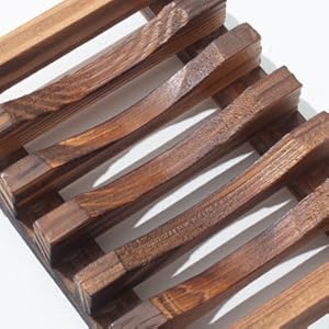 DETAIL of soap dish 1