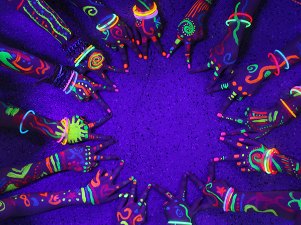 2 Pcs UV Handheld Blacklight Flashlights 12 Led 395nm Mini Light