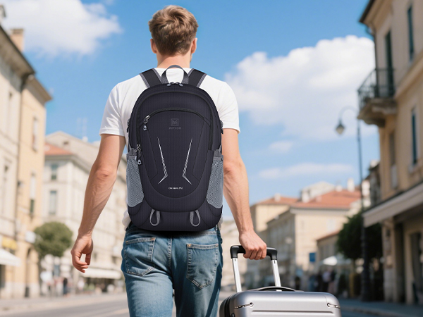 packable backpack for travel lightweight