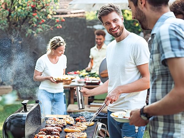 salt and pepper grinder set