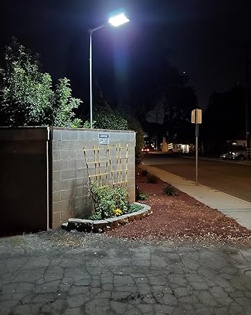9000 watt solar street light