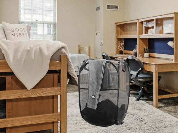 dirty clothes hamper