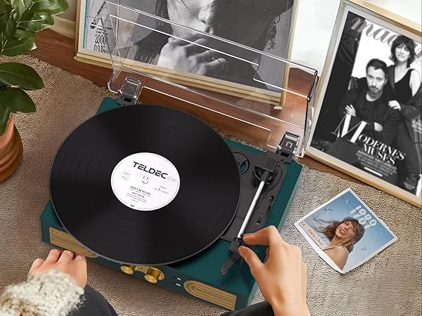 record player with speakers
