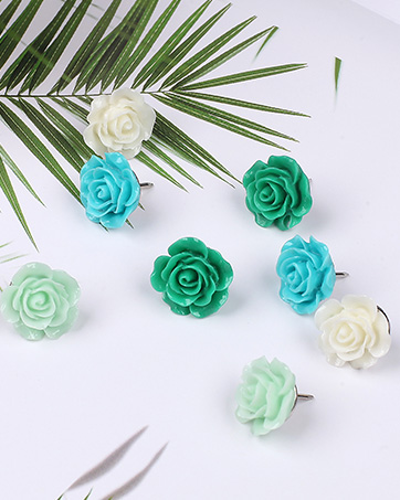 30 Pieces Feature Wall