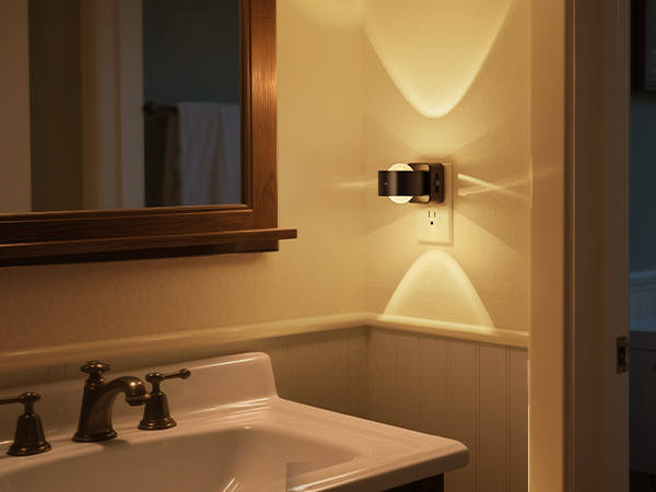 can be used in the bathroom for easy nighttime trips