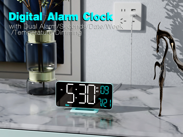 6.7in digital clock