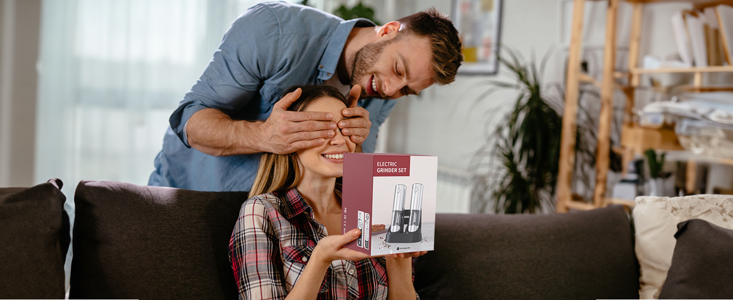 Electric Salt and Pepper Grinder Set