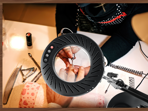 Magnifying Glass with Light