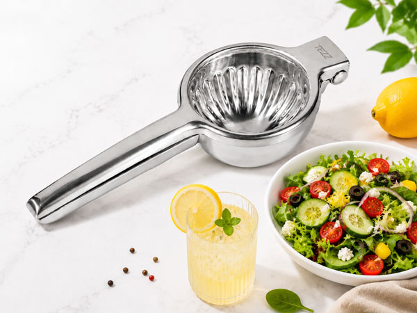 lemon squeezer