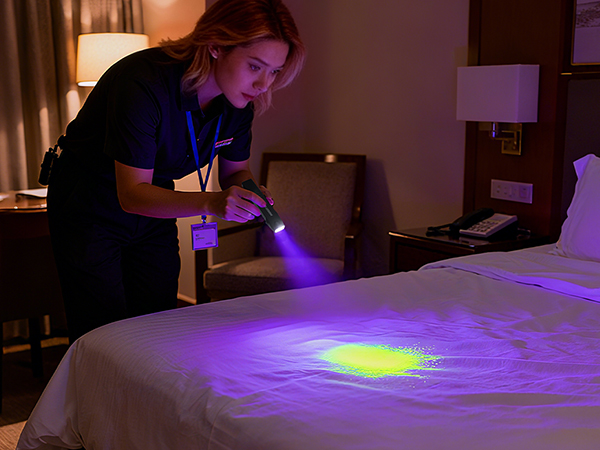 MO25018AE-A5a-USA1b-app