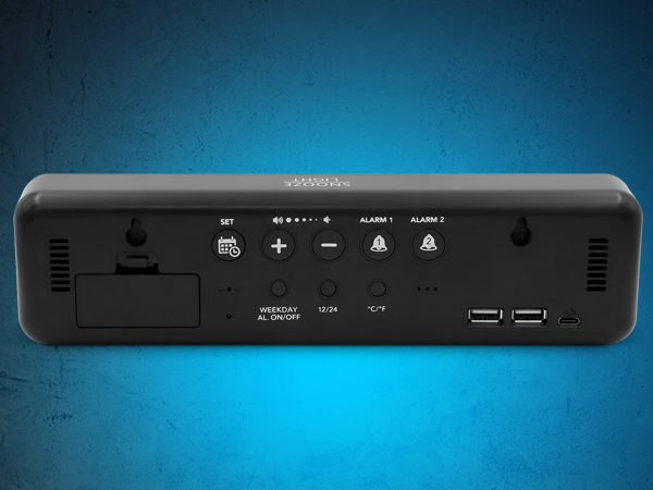 Simple easy to use controls and easy to see alarm clock