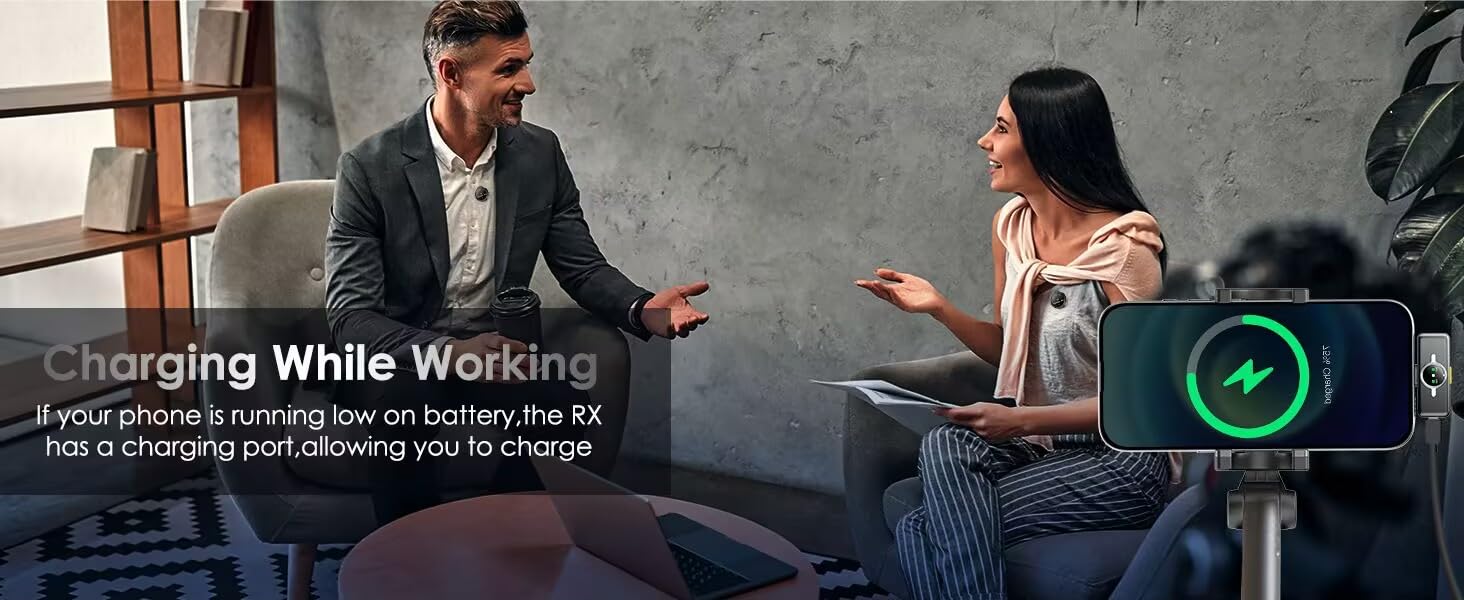 Wireless microphone with charging capability while in use, ensuring uninterrupted recording.