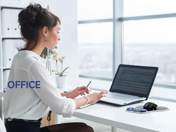 mouse pad with wrist rest