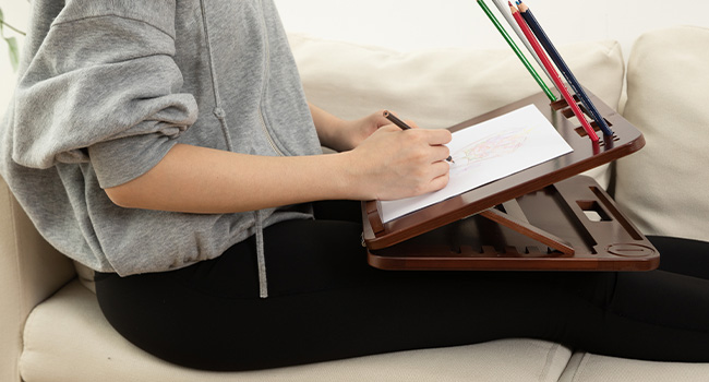 comfortable painting anywhere with solid back board