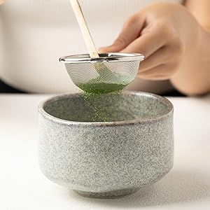 sifting matcha with chashaku