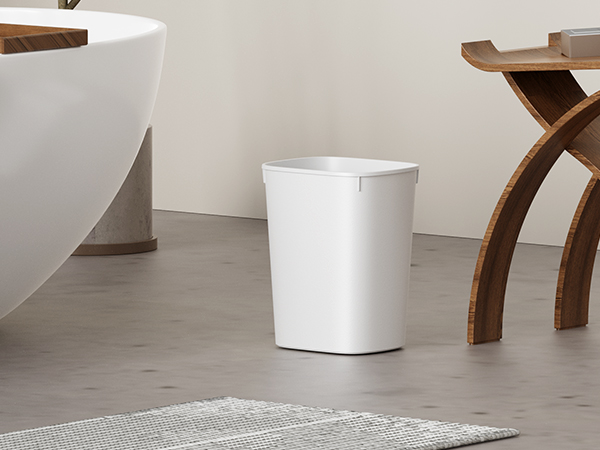 Bathroom trash can