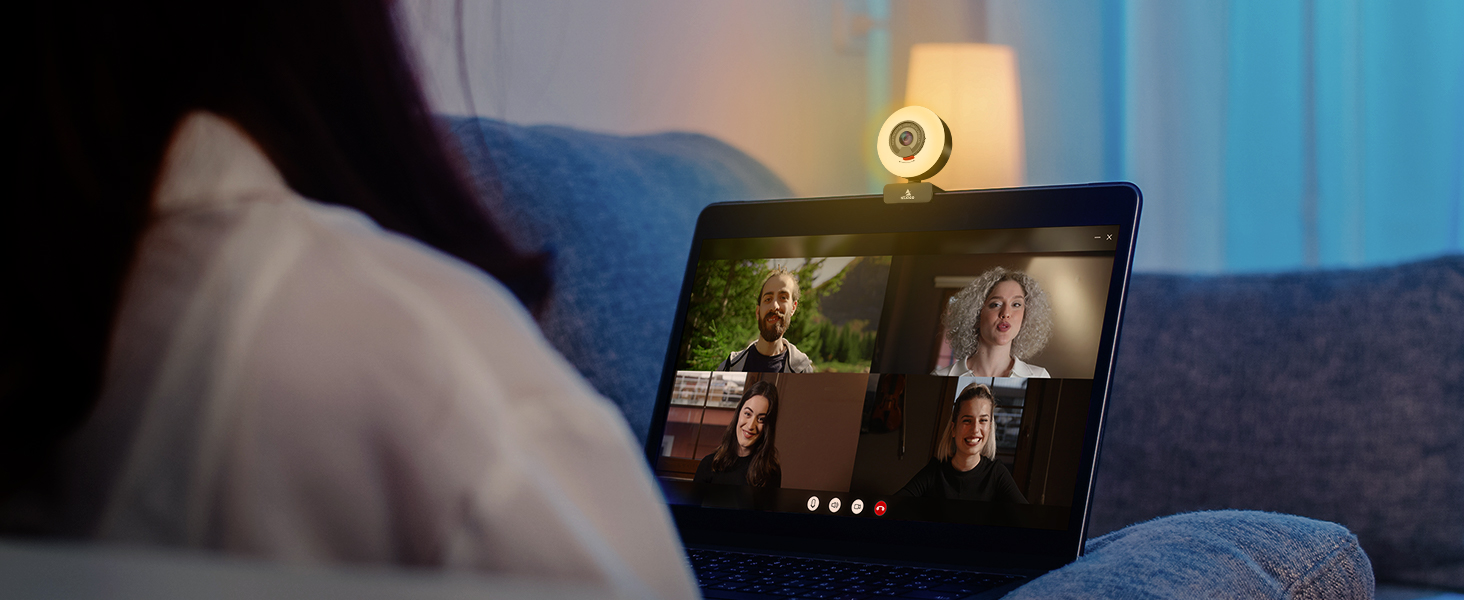 A woman is using the N960E camera for video conferencing