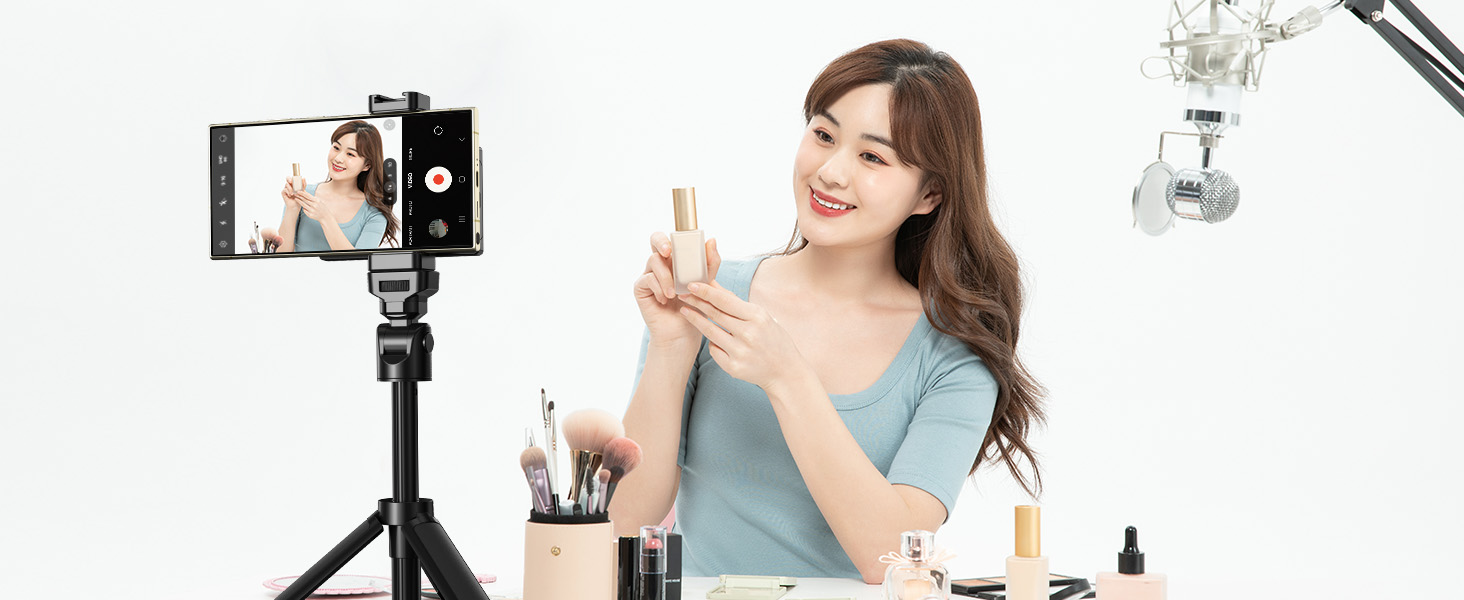 selfie monitor screen