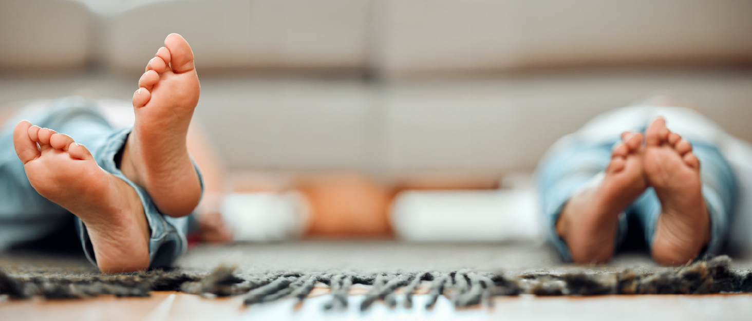 Dr. Scholl&amp;amp;#39;s Brand Story_Background_1464x625 desktop.png