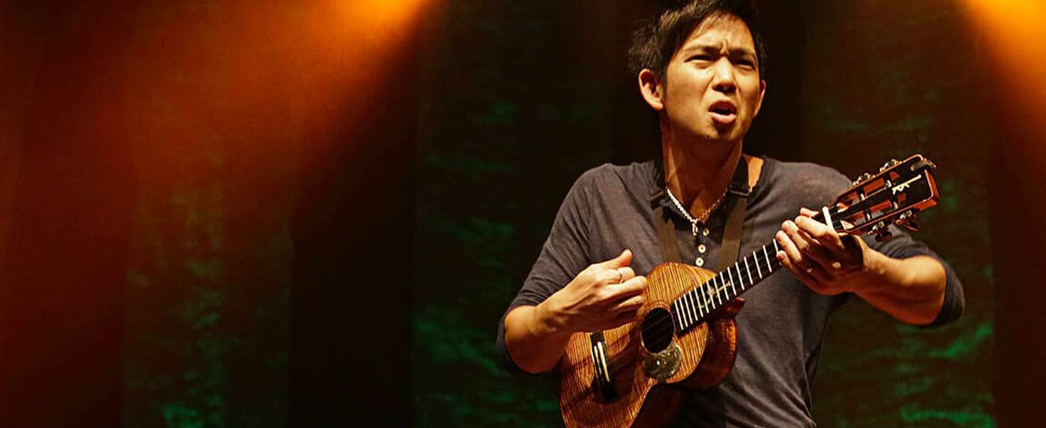 Jake Shimabukuro Uses Micro Headstock Tuner