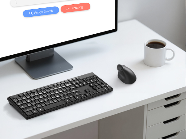 Black ergonomic mouse