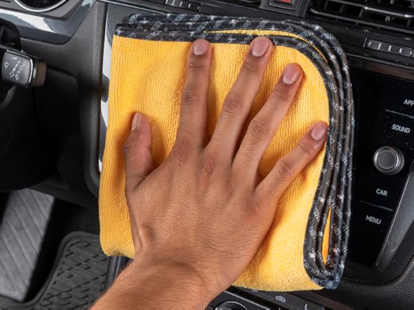 Thick, absorbent towels for safe car washing and drying without scratches or swirl marks