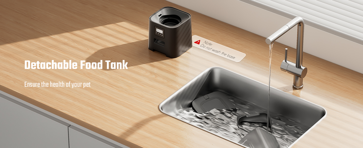 automatic pet feeder