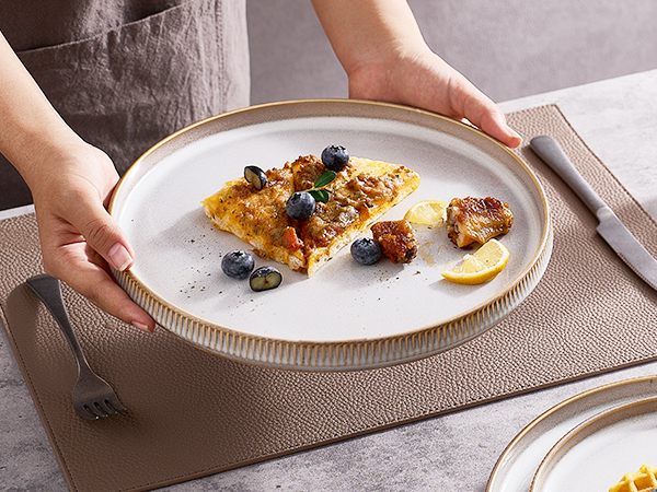 dinnerware set