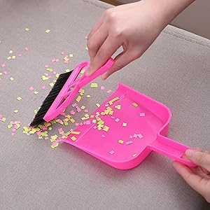 mini dustpan and brush set