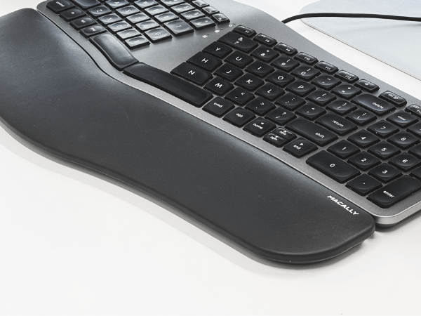 mac keyboard; keyboard for mac; macbook keyboard; imac keyboard; apple wired keyboard; 