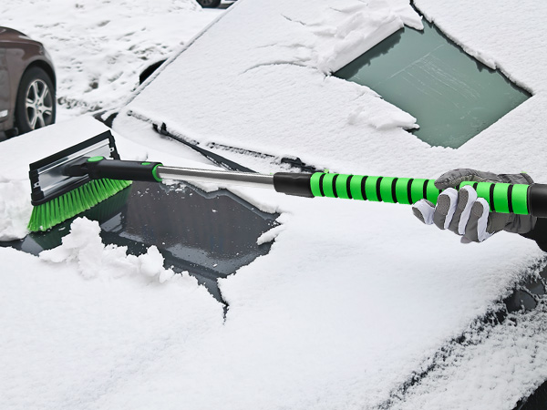 snow brush ice scraper