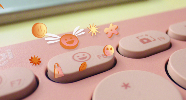 zoom on the emoji key on pebble 2 keys k380s wireless keyboard