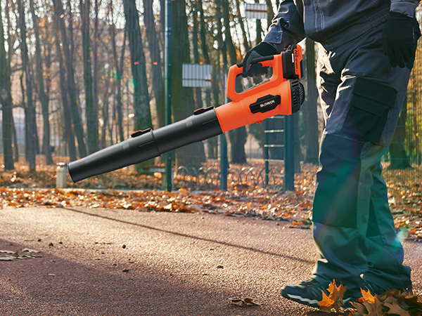 leaf blower