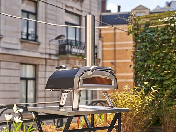 Ooni Karu 2 balcony portable pizza oven