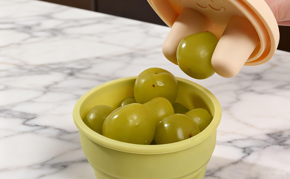 Food Storage Snack Cup with Lid - Keep Hands Clean, Reusable for Travel, Home, and Camping