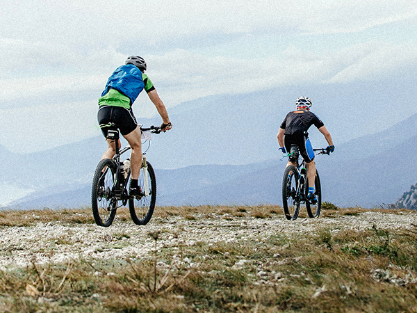 COOSPO Bike Cadence Speed Sensor BK9,Bluetooth 5.0 ANT+ Cycling Cadence Bicycle RPM Sensor,I