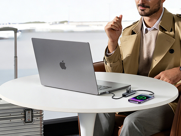 Intpw 9159T Mini Size 5-in-1 USB C Hub