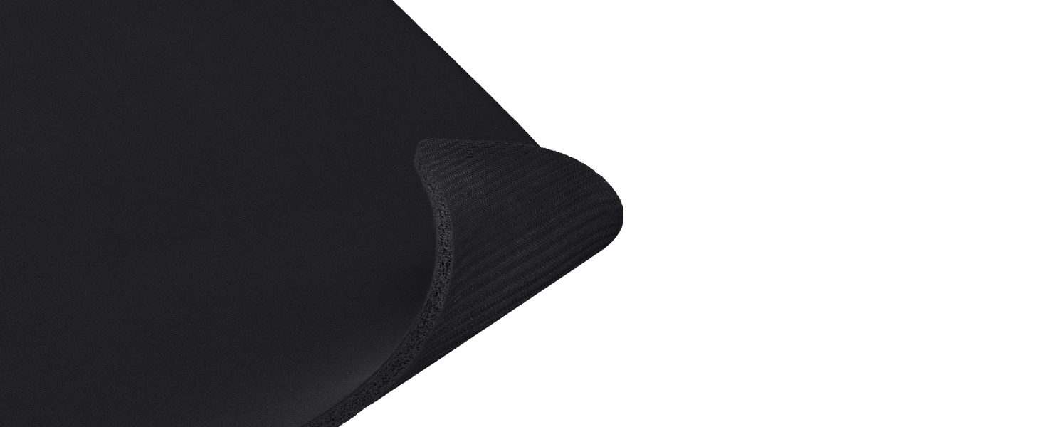 G840 extended black mouse pad