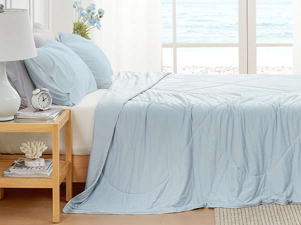 Cozy Bliss Cooling Comforter Breathable Lightweight Cooling Blankets