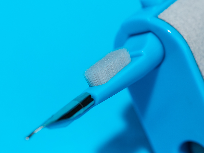 brush for cleaning earbuds