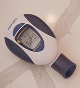 Microlife Peak Flow Meter with PEF and FEV1 Results on digital display