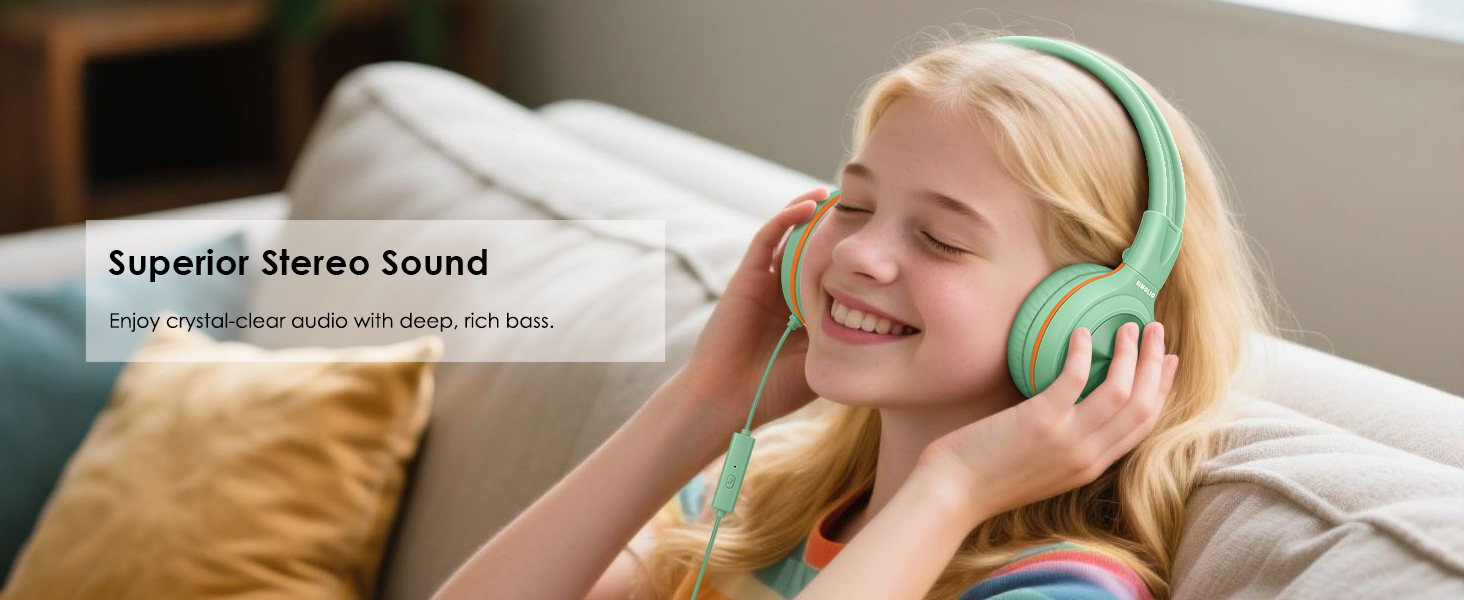 904G Stereo Wired Headphones