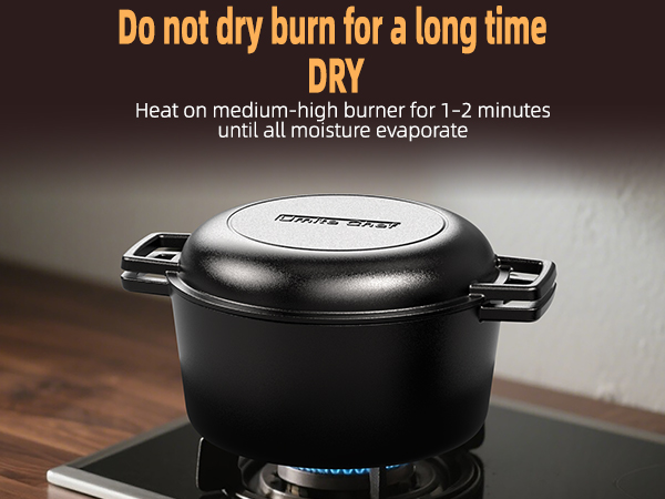 Cast iron dutch oven pot with lid