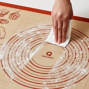 Easy to Clean and Wash silicone pastry mat for baking