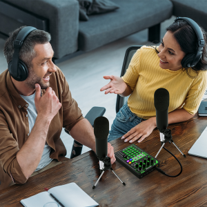 B0B321PJZZ-pyle-portable-bluetooth-live-broadcast-sound-card-pro-5th-banner-image-003